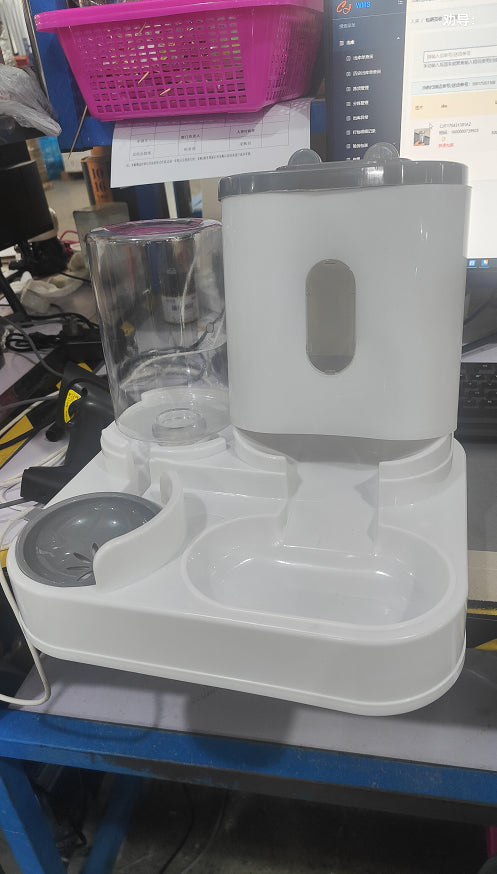 Automatic Pet Feeder And Water Bowl Set